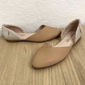 TOMS Women's Julie Flat Honey Leather/Sparkle Woven Size 7